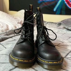 Dr Marten boots size 8 in women’s never worn and in great condition